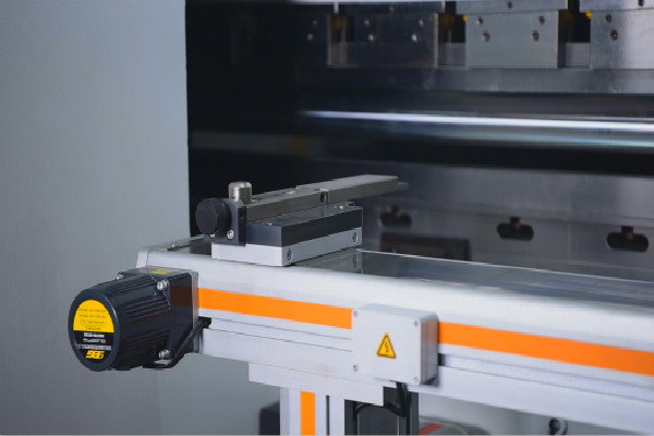 數(shù)控折彎?rùn)C(jī)滑塊 數(shù)控折彎?rùn)C(jī)滑塊