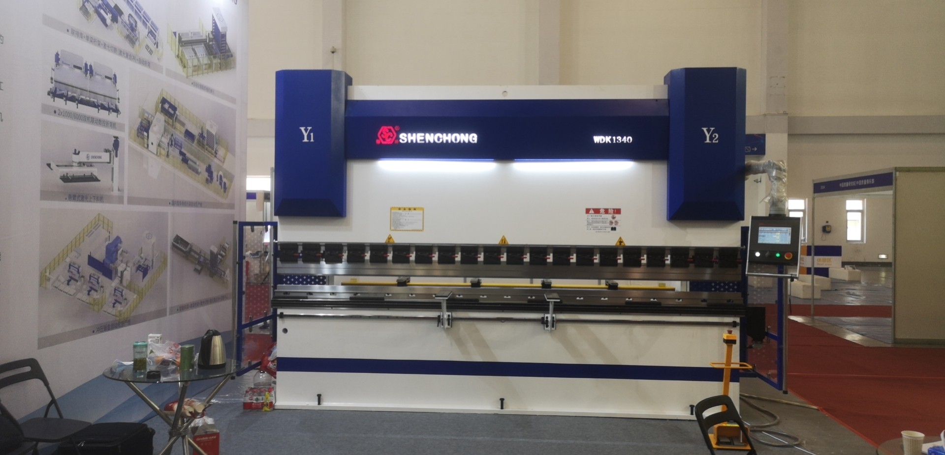 數(shù)控折彎機,折彎機廠家,數(shù)控剪板機 數(shù)控折彎機,折彎機廠家,數(shù)控剪板機