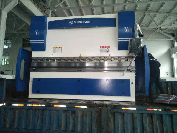 油電混合數(shù)控折彎機 油電混合數(shù)控折彎機