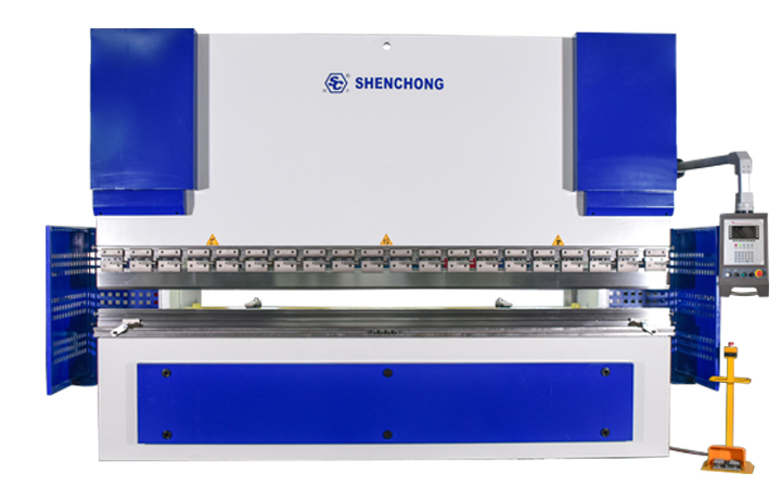 200噸4米不銹鋼門業(yè)電液同步數(shù)控折彎?rùn)C(jī) 200噸4米不銹鋼門業(yè)電液同步數(shù)控折彎?rùn)C(jī)